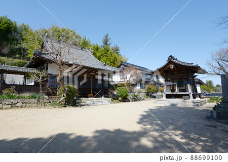 城下町津山　大信寺　境内　岡山県津山市城東界隈 88699100