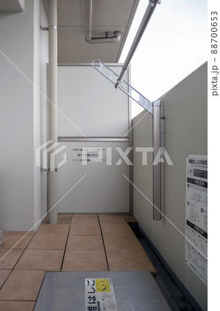 マンションベランダの仕切り板 マンションベランダの仕切り板 88700653