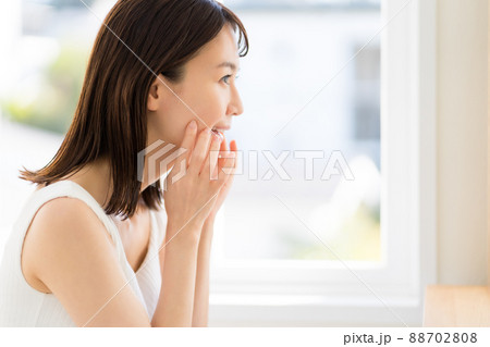 Cosmetically 88702808