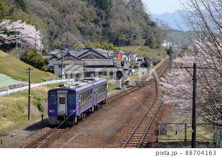 伊賀路の春 88704163