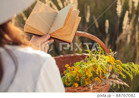 Natural herbal medicine, blank note pad. Copy space for text. 88707082