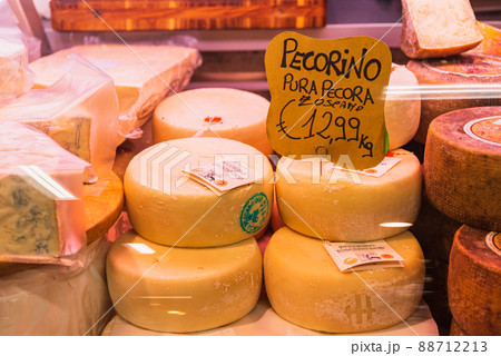 イタリアン食材　チーズ　フィレンツェ中央市場 88712213