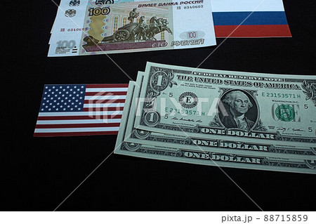 【米ドル・ロシアルーブル・為替・FX・株などに関する記事のサムネイルに】ロシアルーブル紙幣とチャート 88715859
