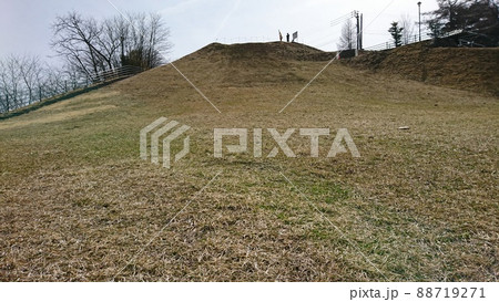 諏訪大社上社木落とし坂 88719271