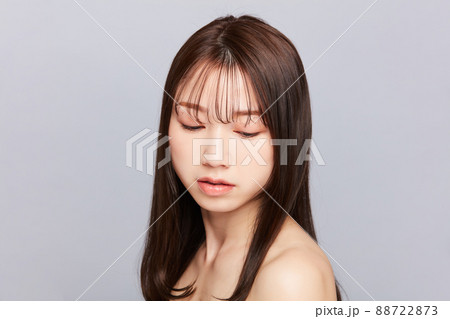 ビューティー若い女性　うざバング　 88722873