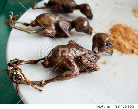 スズメのから揚げ 88725355