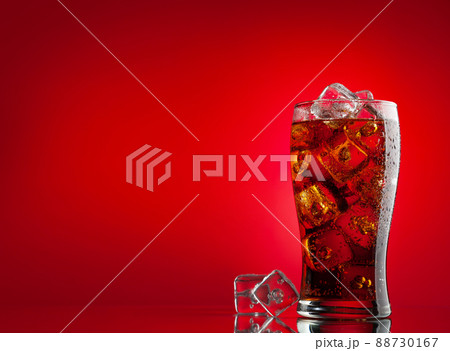 Cola with ice Cola with ice 88730167