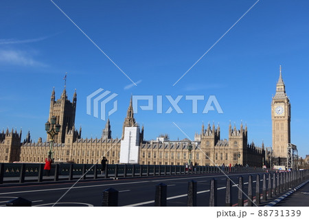 イギリス、ロンドン、国会議事堂とビックベン イギリス、ロンドン、国会議事堂とビックベン 88731339