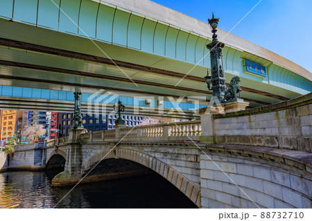 東京　中央区の都市風景　日本橋 88732710