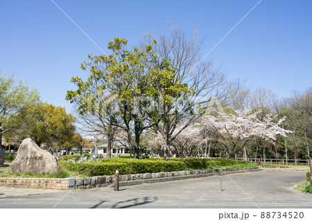 春日井市 二子山公園 味見二子山古墳 入口 春日井市 二子山公園 味見二子山古墳 入口 88734520