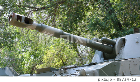 Elements of a 152-caliber self-propelled artillery installation Elements of a 152-caliber self-propelled artillery installation 88734712