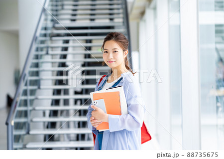 女子大学生 88735675