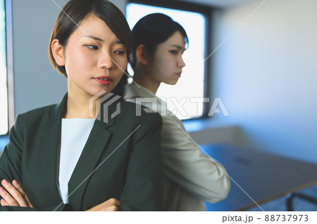 ビジネスシーン 88737973