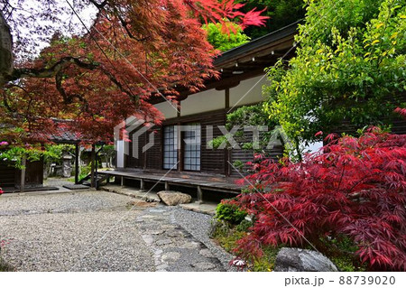 石龕寺より 88739020