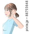髪を耳にかける一つ結びの若い女性・横顔 88755648