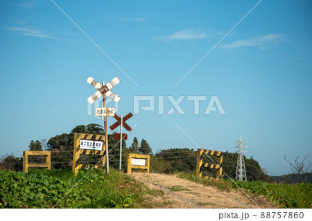 いすみ鉄道の有名な踏切 88757860