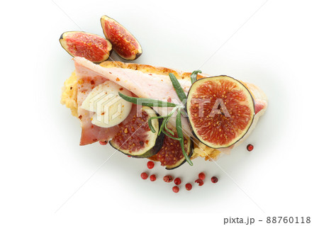 Bruschetta with fig isolated on white background 88760118
