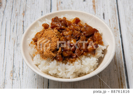 焼肉丼 滷肉飯 魯肉飯 88761816