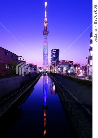 東京スカイツリータウン開業10周年を記念「公式キャラクター・ソラカラちゃんライティング」 88763008
