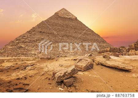 Beautiful Pyramid of Khafre in the evening sun, Giza, Egypt 88763758