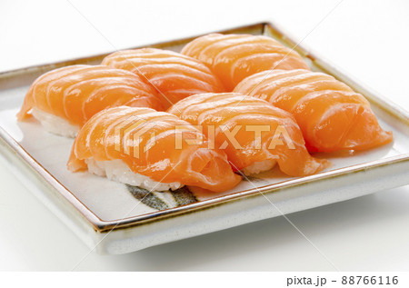 生サーモンの握り寿司 88766116