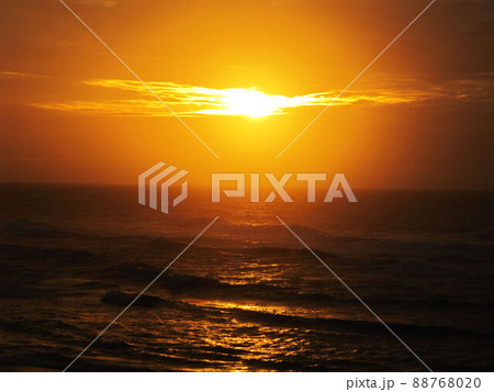 夕闇 たそがれ 薄暮 88768020
