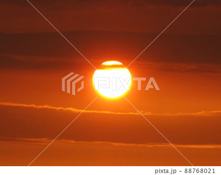 夕闇 たそがれ 薄暮 88768021