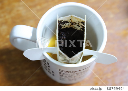 珈琲を飲んだところ（出がらし付き） 88769494