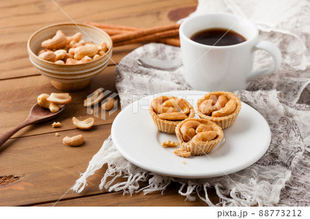 cashew nut pie 88773212