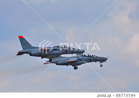 T-4 編隊離陸 88773584