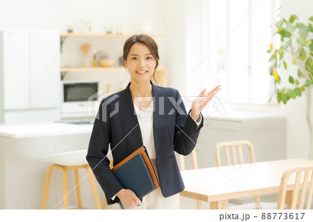 住宅販売アドバイザー 20代女性 住宅販売アドバイザー 20代女性 88773617