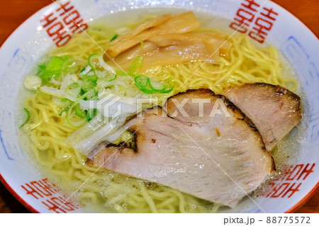 しおラーメン しおラーメン 88775572