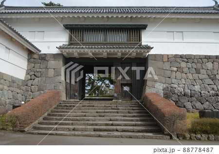 「常磐木(ときわぎ)門」(小田原城の/神奈川県小田原市) 「常磐木(ときわぎ)門」(小田原城の/神奈川県小田原市) 88778487