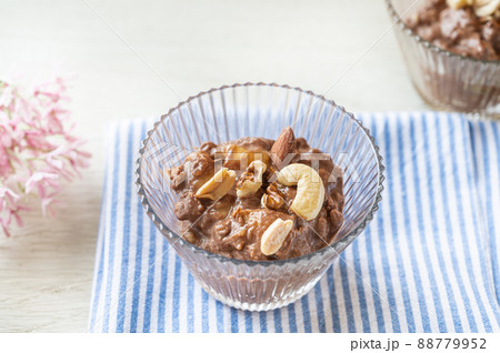 オーバーナイトオーツ 88779952