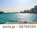尾道水道の海岸から見える美しい瀬戸内海の風景	 88780560