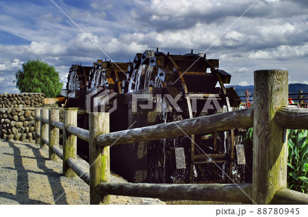朝倉三連水車 88780945