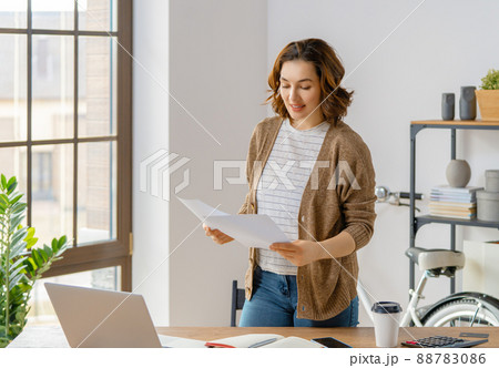 woman working in the office 88783086