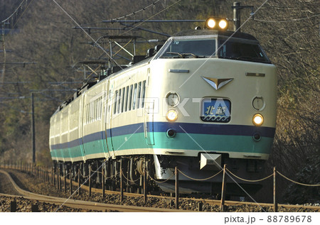 北陸本線　津幡－倶利伽羅　JR東日本　485系　T18編成（新潟）　北越 88789678