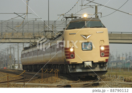 北陸本線 加賀笠間-美川 JR西日本 485系 A07編成(京都) 雷鳥 北陸本線 加賀笠間-美川 JR西日本 485系 A07編成(京都) 雷鳥 88790112