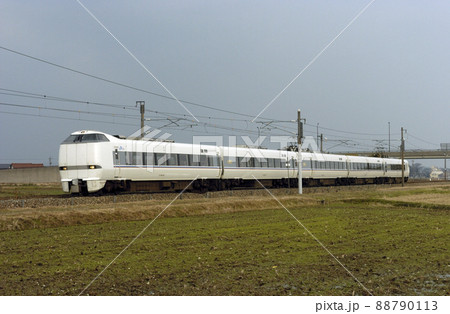 北陸本線　加賀笠間－美川　JR西日本　683系　S05編成（金沢）　しらさぎ 88790113