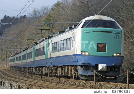北陸本線　津幡－倶利伽羅　JR東日本　485系　R1編成（新潟）　はくたか 88790885