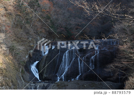 袋田の滝 88793579