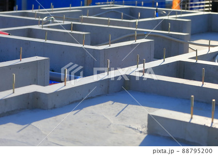 新築住宅の基礎工事　イメージ 88795200