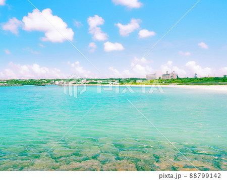 与論島の美しい青い海 与論島の美しい青い海 88799142