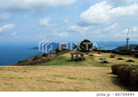 山口県長門市の人気観光スポット「千畳敷」青い海と空の絶景 山口県長門市の人気観光スポット「千畳敷」青い海と空の絶景 88799894
