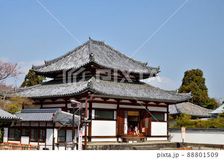 東大寺四月堂(三昧堂)【奈良県奈良市雑司町】 東大寺四月堂(三昧堂)【奈良県奈良市雑司町】 88801509