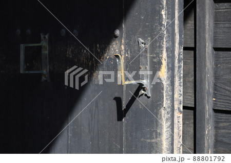 扉イメージ 88801792