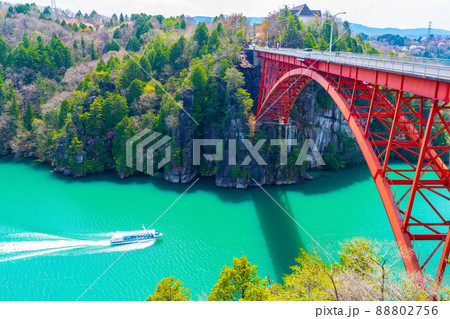 春の恵那峡 88802756