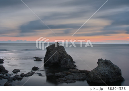 朝日の輝く海 朝日の輝く海 88804528