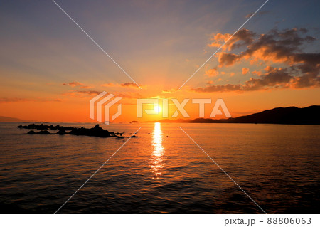夕日の光芒 88806063